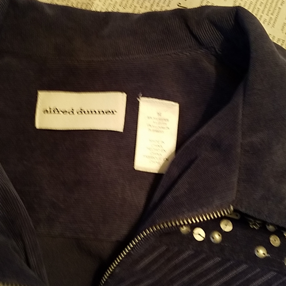 Womens jacket - Picture 2 of 2